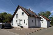 Hausansicht - 5 Zimmer Einfamilienhaus in Burgau