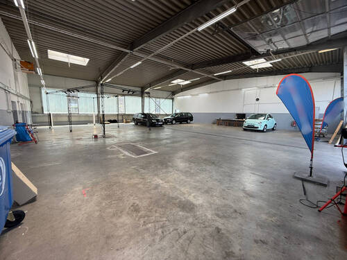 Halle 1 - 