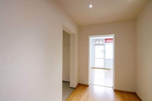 Flur – Staged - 3 Zimmer Etagenwohnung in Berlin