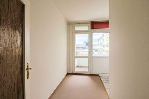 Essbereich bei der Küche – Staged - 