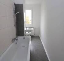Auf die Plätze...fertig...mieten!!! Große 3-RW mit Wanne u. Balkon... - Freiberg
