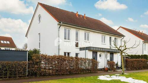 Außenansicht 1 - Endlich Platz für Familie, Garten und ruhige Morgen auf der Terrasse