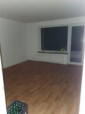 Wohnzimmer - 2 Zimmer Etagenwohnung zur Miete in Hamburg