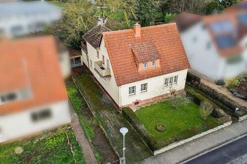 Straßenansicht - Einfamilienhaus mit 168,00 m&sup2; in Dieburg zum Kaufen