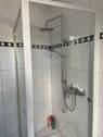 Separate Dusche im Bad - 