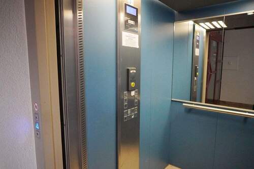 Aufzug - 3 Zimmer Etagenwohnung zur Miete in Überlingen