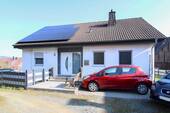 Außenansicht - Modernisiertes EFH in Dautphetal-Wolfgruben - Wohnen mit Komfort und Wohlfühlatmosphäre