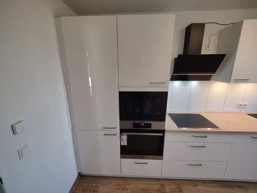 neue Küche - 3 Zimmer Etagenwohnung zur Miete in Rheinberg