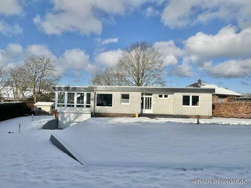 Blick straßenseitig - 5 Zimmer Einfamilienhaus in Molfsee