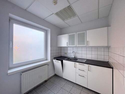 Teeküche - Büro mit 110,00 m&sup2; in Göttingen zur Miete