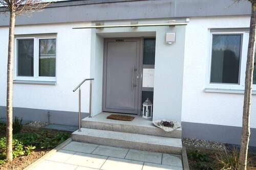 Eingangsbereich 2 - Winkelbungalow in traumhaft schöner Lage!