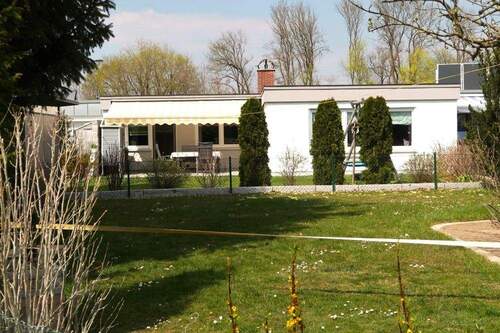 Blick auf den Bungalow 2 - 