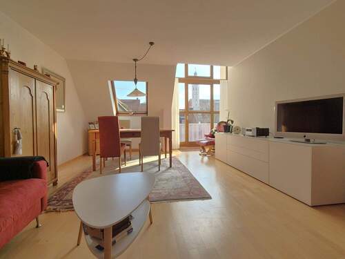 Wohnbereich - Etagenwohnung mit 77,00 m² in Dachau zum Kaufen