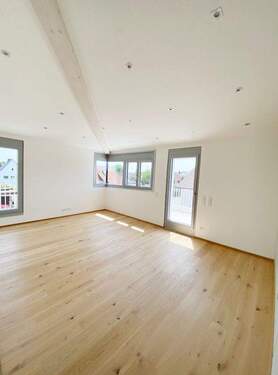 Wohnbereich - 3 Zimmer Etagenwohnung zur Miete in München