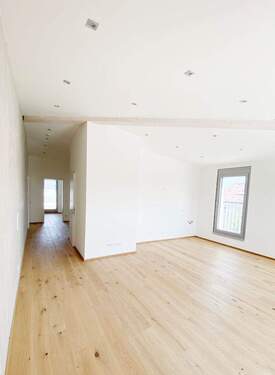 Kochbereich - Etagenwohnung mit 86,00 m&sup2; in München zur Miete