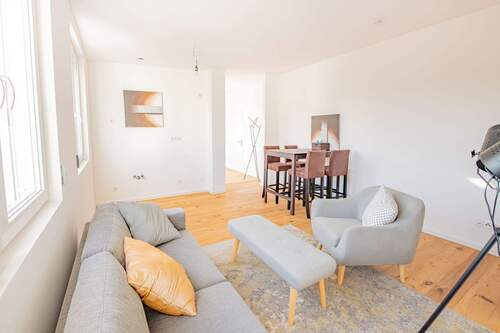 Wohn/Küche - Moabit: Neubau-Penthouse mit Aufzug und hochwertiger Ausstattung
