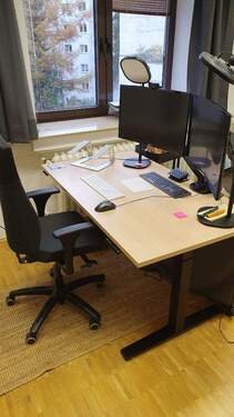 Arbeitsplatz für Aufzeichnungen - Büro in Köln