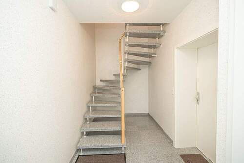 Treppenhaus - 3 Zimmer Etagenwohnung in Bad Zwischenahn