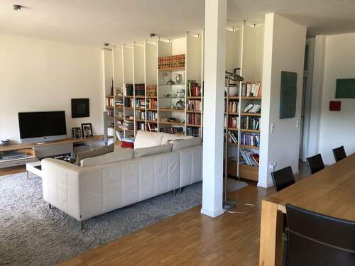 Wohnzimmer von der Küche aus - 