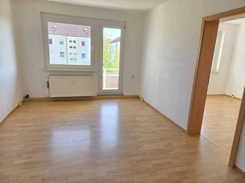 Wohnzimmer - Etagenwohnung mit 53,80 m² in Am Creuzburg/OT Mihla zur Miete