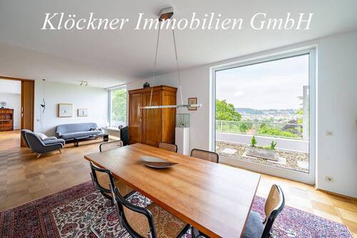 Wohnbereich - 8 Zimmer Einfamilienhaus in Saarbrücken