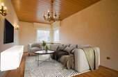 Wohnzimmer_Virtuell eingerichtet - 3 Zimmer Doppelhaushälfte zum Kaufen in Bergheim
