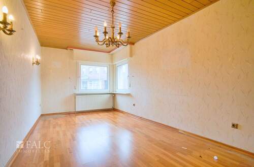 Wohnzimmer - 3 Zimmer Doppelhaushälfte in Bergheim