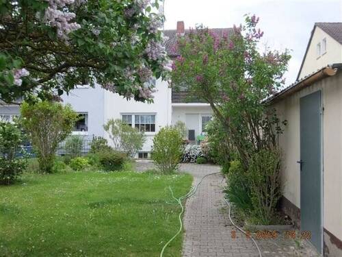 Bild 1 - schöne EG-Wohnung in Lampertheim mit Gartennutzung zu vermieten (in eigener Sache)