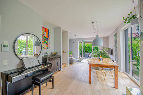 Wohnzimmer - Reihenendhaus mit 200,00 m&sup2; in Berlin zum Kaufen