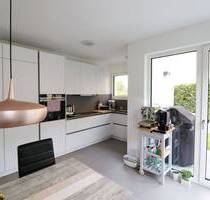 Design trifft Panorama - Architekten-Wohnung zur Miete! - Winnenden