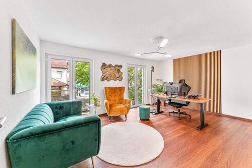 Büro 1 - Ihr neues Büro in Top-Lage: Lichtdurchflutet und zentral, mit Stellplätzen und Terrasse