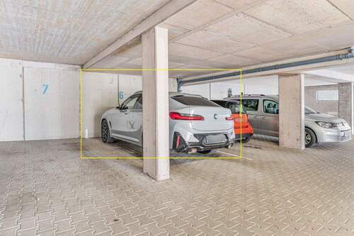 Tiefgaragen Stellplatz - 