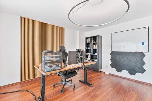 Büro 2 - 