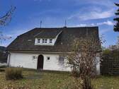 Vorderansicht - Viel Platz für die Familie! - 95.000,00 EUR Kaufpreis, ca.  140,00 m² Wohnfläche