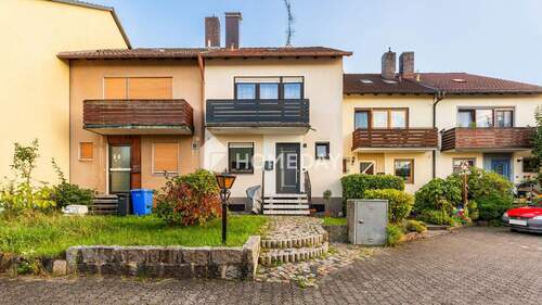 Außenansicht 2 - 7 Zimmer Reihenmittelhaus in Erlangen
