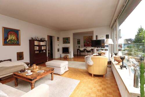 Wohnbereich - 4 Zimmer Etagenwohnung in Hamburg