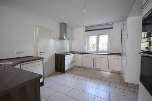 Küche - 6 Zimmer Einfamilienhaus zur Miete in Linau