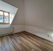 Dachgeschosswohnung in Auerbach