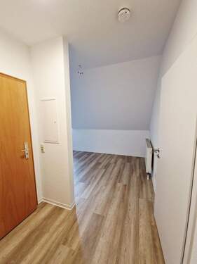 Flur - Etagenwohnung mit 57,40 m² in Auerbach zur Miete
