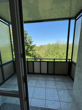Muster Balkon - 2 Zimmer Etagenwohnung zur Miete in Bitterfeld-Wolfen