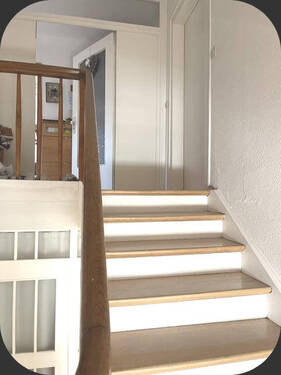 Treppenhaus - 2 Zimmer Etagenwohnung zur Miete in Singen (Hohentwiel)