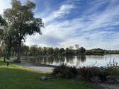 Schafwaschener-Bucht - Exklusives Einfamilienhaus mit Einliegerwohnung und Panoramablick auf den Chiemsee