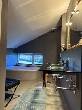 Bad mit Ausblick - 