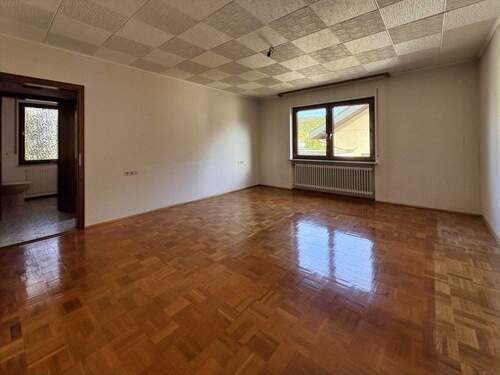 Elternschlafzimmer EG - 