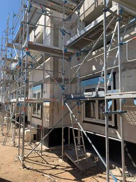 Einbau der Fenster.jpg - 3 Zimmer Etagenwohnung zum Kaufen in Fürth