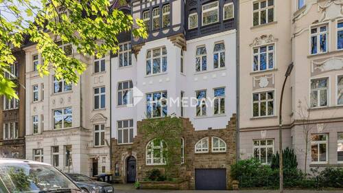 Außenansicht 3 - Seltene Kreuzviertel-Maisonette im Jugendstilhaus mit Balkon & Altbaucharme