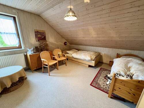 Kinderzimmer 1 OG - 