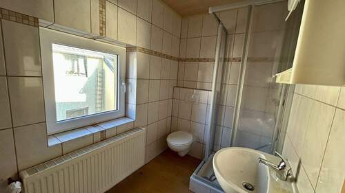 Badezimmer Obergeschoss Hintergebäude - 