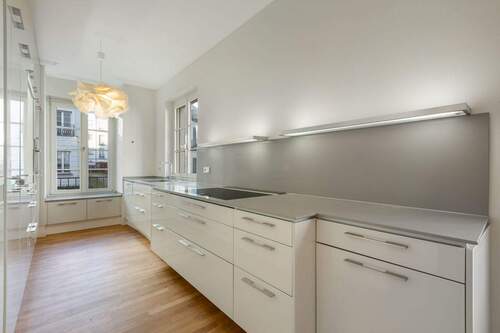 Wo Genuss Worte findet - 5 Zimmer Reihenendhaus in Düsseldorf