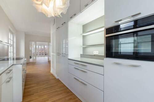 Die Poesie der Küche - Reihenendhaus mit 220,00 m&sup2; in Düsseldorf zum Kaufen